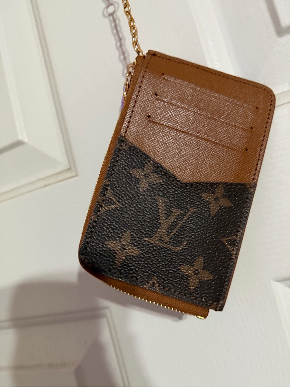 Mini Card & Coin Holder - Picture 2 of 3